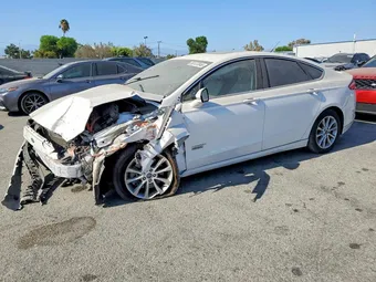 2017 Ford Fusion Energi 3FA6P0SU6HR141839