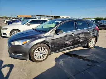 2017 Ford Focus 1FADP3N22HL320588