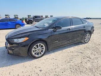 2019 Ford Fusion 3FA6P0LU5KR235216