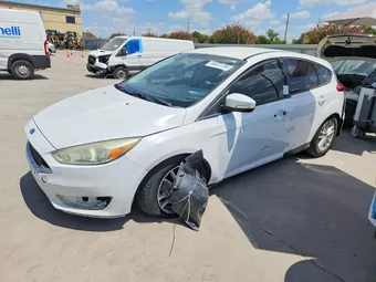 2015 Ford Focus 1FADP3K24FL262890