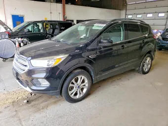 2018 Ford Escape 1FMCU9GD5JUB15990