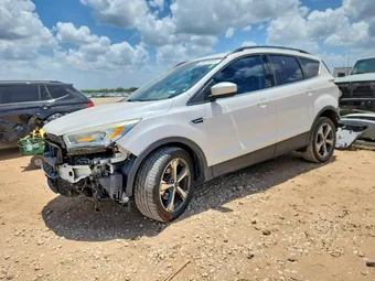 2017 Ford Escape 1FMCU0GD3HUE54012