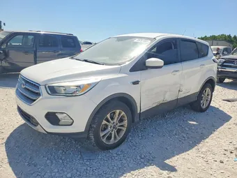 2017 Ford Escape 1FMCU9G93HUA24240