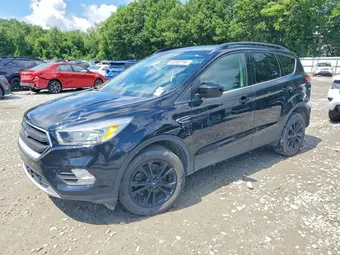 2018 Ford Escape 1FMCU9GD2JUB01528