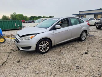 2015 Ford Focus 1FADP3F2XFL361952