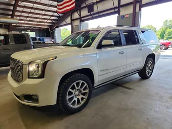 2017 GMC Yukon XL 1GKS2HKJ6HR347092