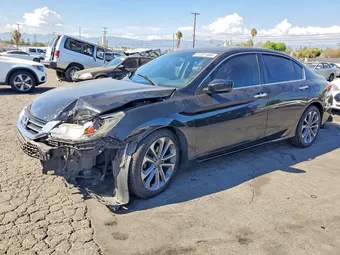 2015 Honda Accord 1HGCR2F50FA132696