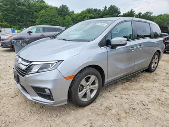 2018 Honda Odyssey 5FNRL6H75JB054884