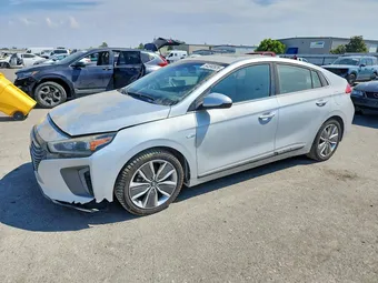 2019 Hyundai Ioniq KMHC85LC6KU124614