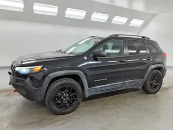 2019 Jeep Cherokee 1C4PJMBX4KD227670