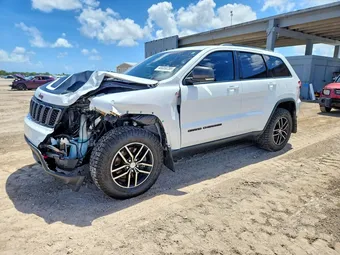 2018 Jeep Grand Cherokee 1C4RJFLMXJC423996