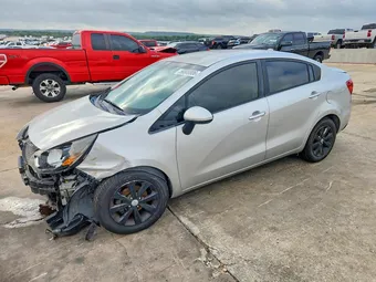 2015 Kia Rio KNADN4A37F6466031