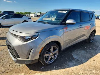 2023 Kia Soul KNDJ23AU4P7887704