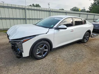 2025 Kia K4 3KPFT4DE7SE177444
