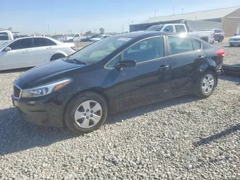 2018 Kia Forte 3KPFK4A73JE276883