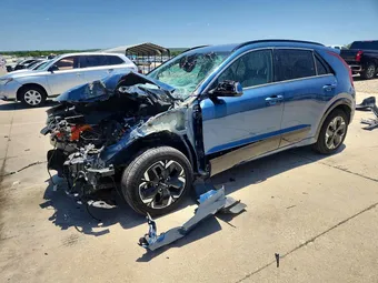2023 Kia Niro KNDCR3L13P5030552