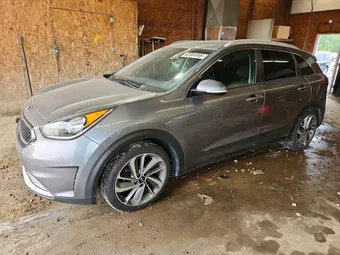 2017 Kia Niro KNDCE3LCXH5089743