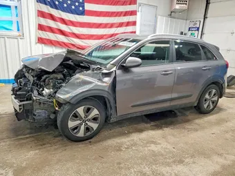 2017 Kia Niro KNDCB3LC4H5053913