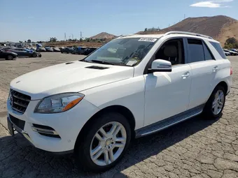 2015 Mercedes-Benz M-Class 4JGDA5HB2FA457554