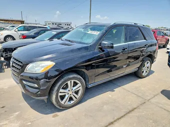 2015 Mercedes-Benz M-Class 4JGDA5JB7FA584925