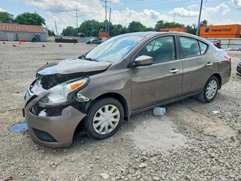 2017 Nissan Versa 3N1CN7AP8HK471811