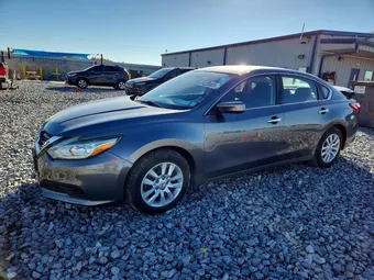 2017 Nissan Altima 1N4AL3AP2HC224024