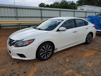 2017 Nissan Altima 1N4AL3AP4HC227619