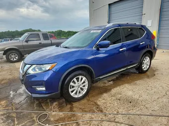 2017 Nissan Rogue 5N1AT2MT0HC883115