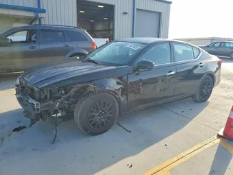 2020 Nissan Altima 1N4BL4BVXLC262083