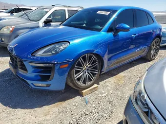 2017 Porsche Macan WP1AG2A56HLB52329