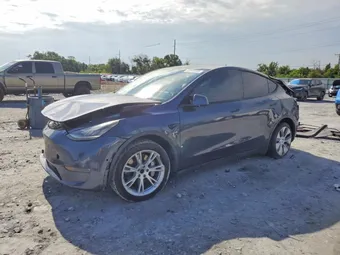 2020 Tesla Model Y 5YJYGDEE4LF047032