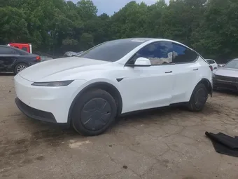 2026 Tesla Model Y 7SAYGDED9TA585846