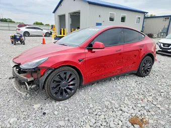 2023 Tesla Model Y 7SAYGDEF2PF881883