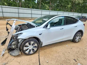 2023 Tesla Model Y 7SAYGDED2PF915223