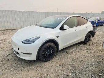 2021 Tesla Model Y 5YJYGDEE8MF210976