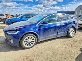 2017 Tesla Model X 5YJXCAE29HF051645