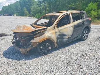 2017 Toyota RAV4 JTMWFREV2HJ713750