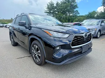 2020 Toyota Highlander 5TDGZRBHXLS002383