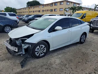 2018 Toyota Prius JTDKARFU1J3547475