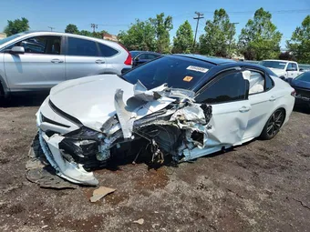 2019 Toyota Camry 4T1B61HK4KU267233