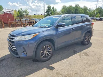 2019 Toyota Highlander 5TDKZRFH5KS301427