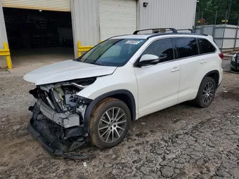 2018 Toyota Highlander 5TDKZRFH9JS286316