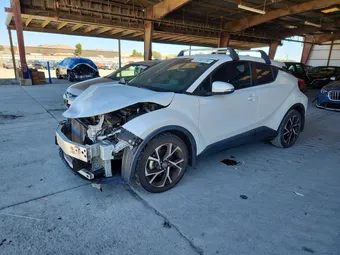 2022 Toyota C-HR NMTKHMBX7NR142741