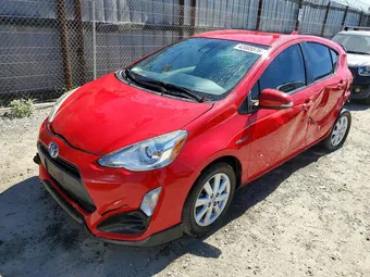2017 Toyota Prius C JTDKDTB33H1595938