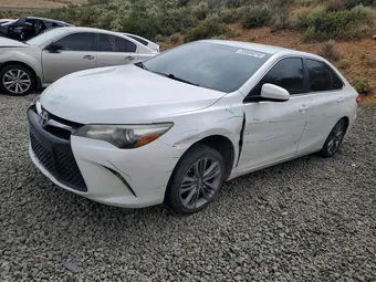 2016 Toyota Camry 4T1BF1FK5GU247440