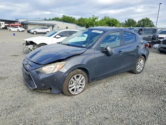 2018 Toyota Yaris 3MYDLBYV3JY305926