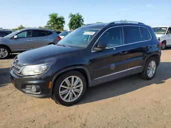 2016 Volkswagen Tiguan WVGBV7AX0GW515176