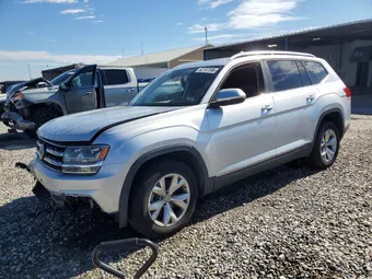 2018 Volkswagen Atlas 1V2MR2CAXJC504111
