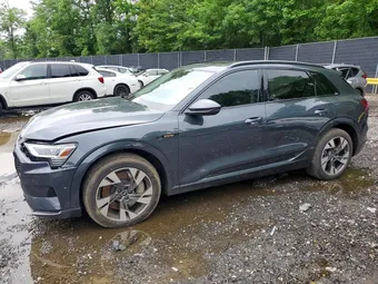 2021 Audi e-tron WA1AAAGE5MB010701