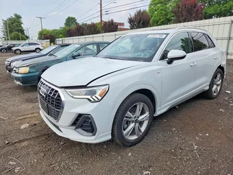 2024 Audi Q3 WA1DECF38R1120121